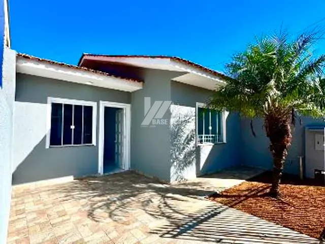 Casa com 80m² 3 quartos e 1 banheiro, à venda, no bairro Uvaranas em Ponta Grossa