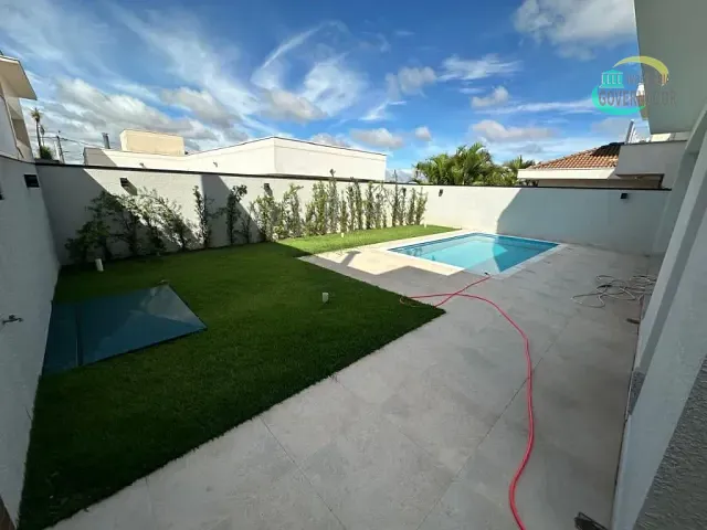 Casa com 360m² 4 quartos e 5 banheiros, para alugar, no bairro Swiss Park em Campinas