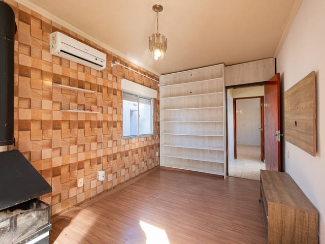 Casa 2 quartos e 2 banheiros, para alugar, no bairro Fragata em Pelotas