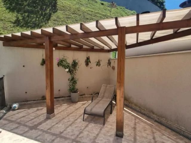 Casa com 336m² 4 quartos e 3 banheiros, à venda, no bairro Urbanova IV em São José dos Campos