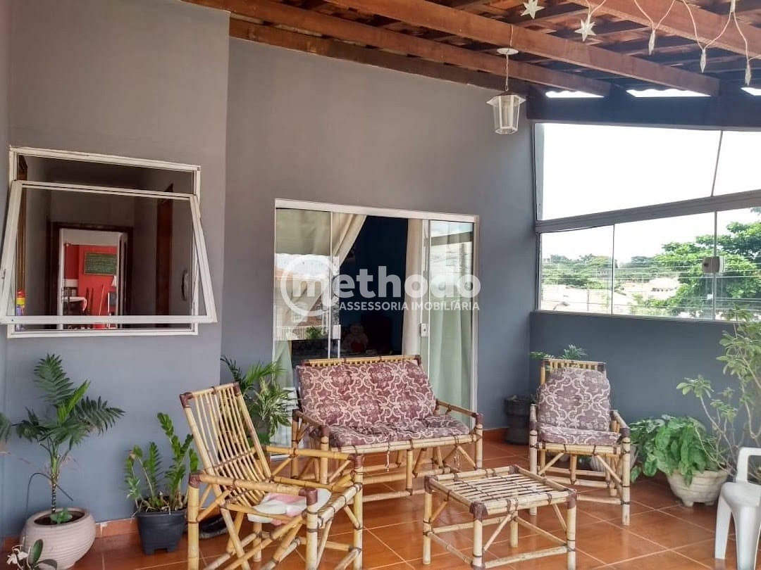 Casa, 3 quartos, 255 m² - Foto 4