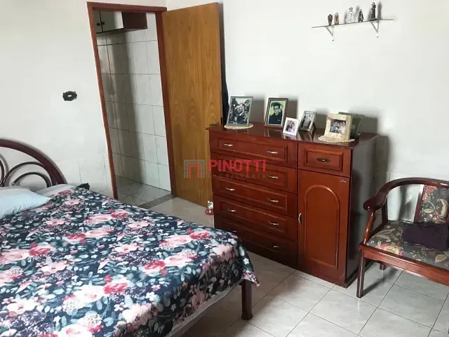 Casa 2 quartos e 1 banheiro, à venda, no bairro Jardim Farina em São Bernardo do Campo