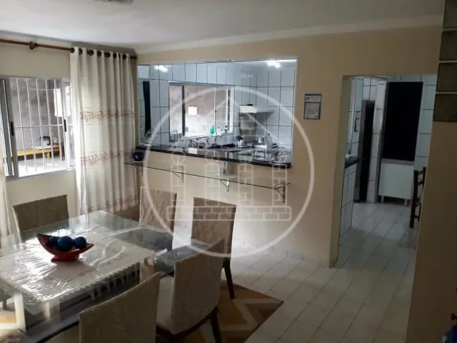 Casa com 250m² 3 quartos e 2 banheiros, à venda, no bairro Parque Grajaú em São Paulo