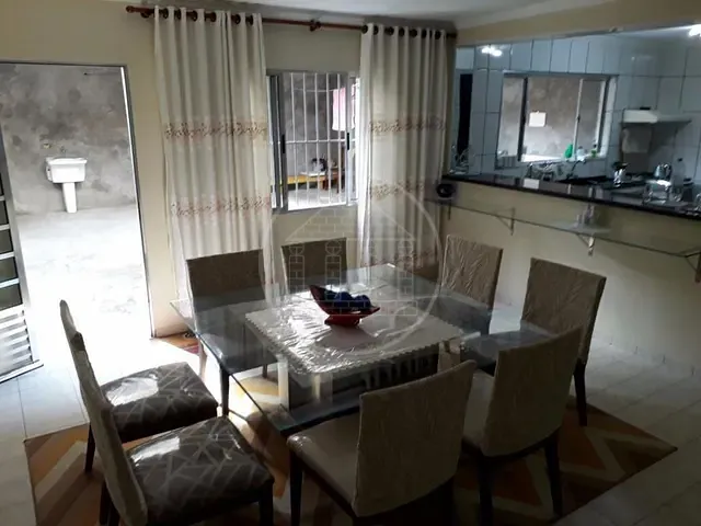 Casa com 250m² 3 quartos e 2 banheiros, à venda, no bairro Parque Grajaú em São Paulo