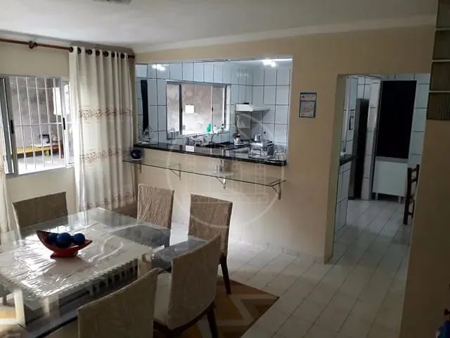 Casa com 250m² 3 quartos e 2 banheiros, à venda, no bairro Parque Grajaú em São Paulo