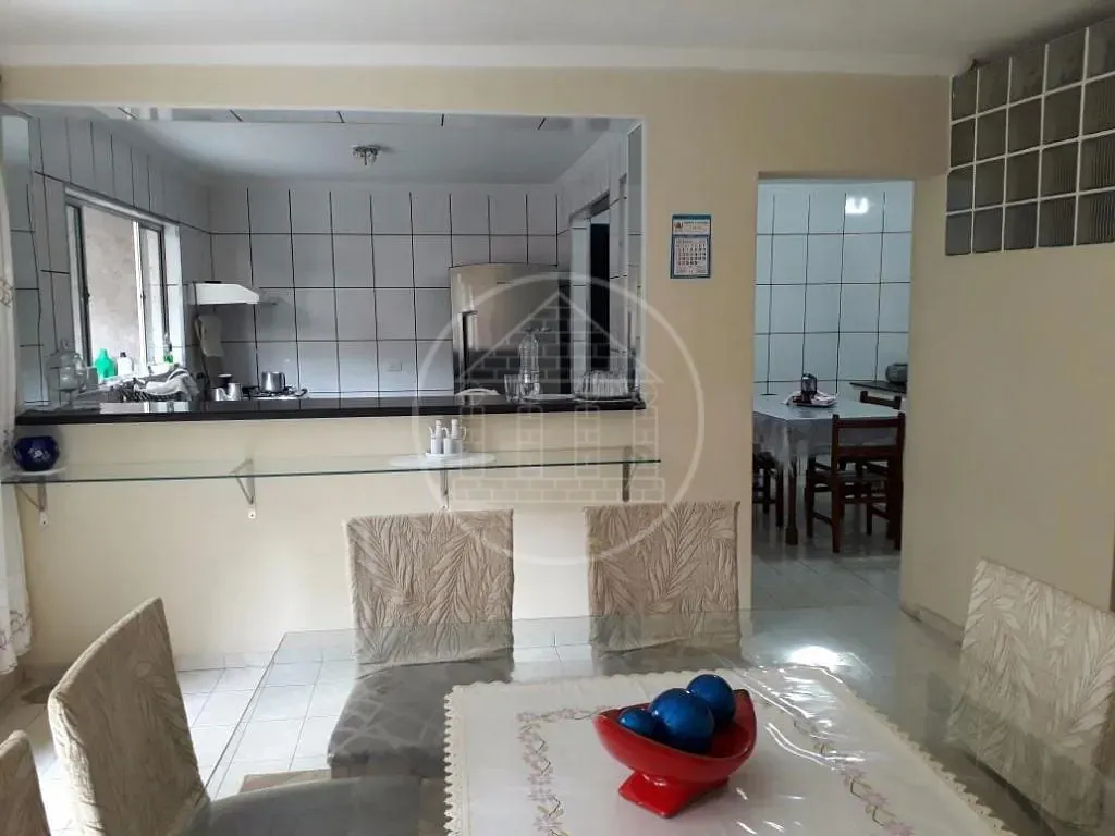 Casa, 3 quartos, 240 m² - Foto 8