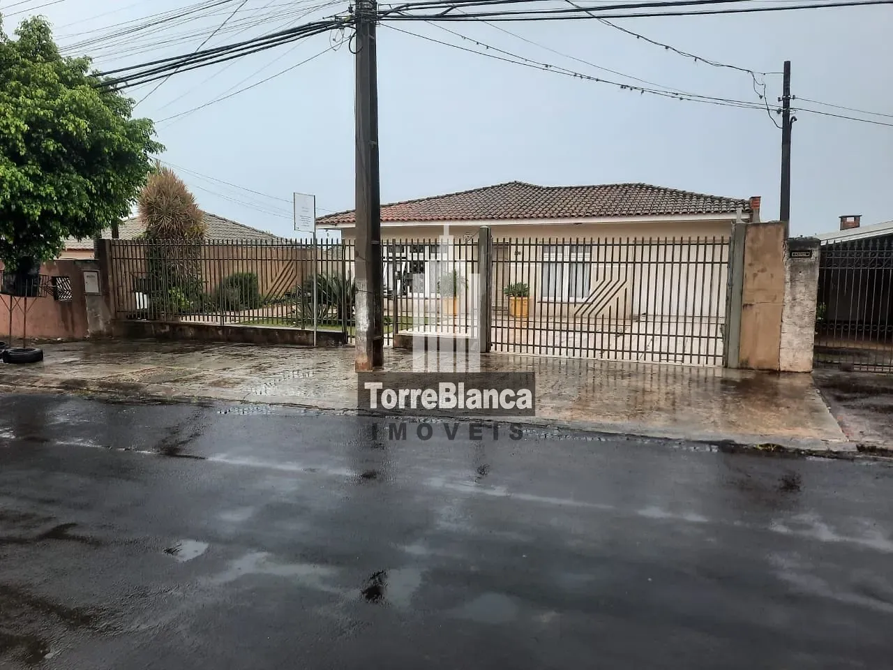 Casa, 4 quartos, 265 m² - Foto 1