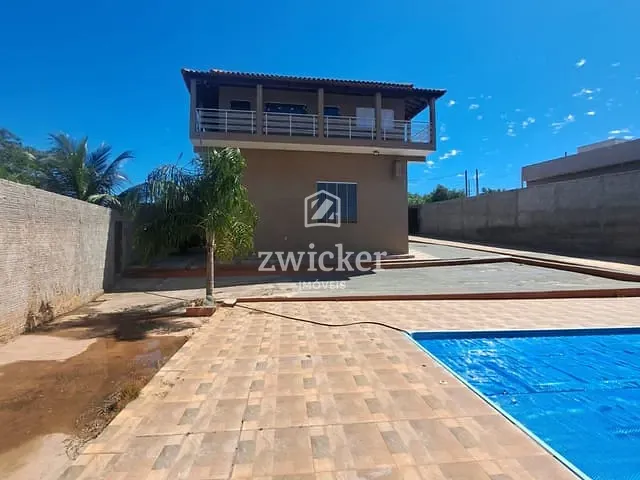 Casa com 770m² 2 quartos e 3 banheiros, à venda, no bairro Parque Val de Palmas em Bauru