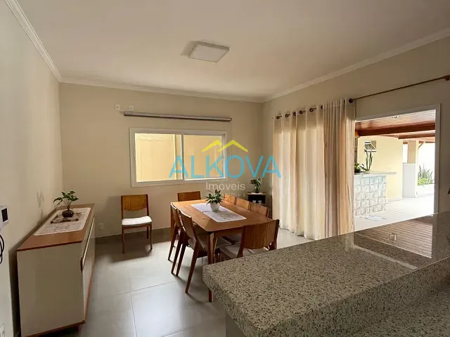 Casa com 470m² 3 quartos e 4 banheiros, à venda, no bairro Caracol em Paraibuna