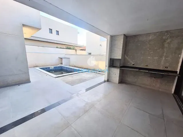 Casa com 451m² 4 quartos e 5 banheiros, à venda, no bairro Urbanova em São José dos Campos