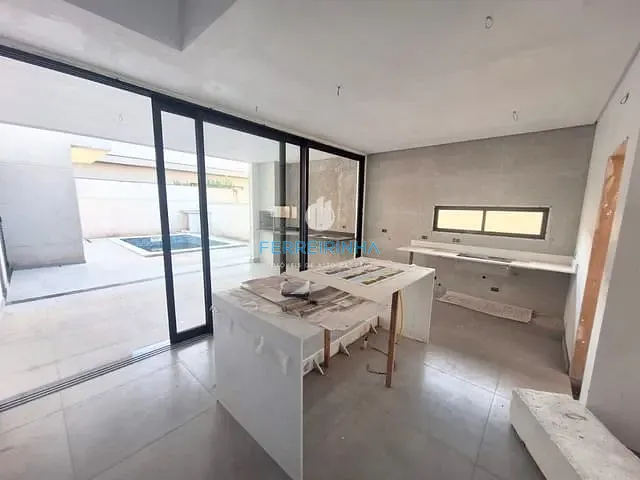 Casa com 451m² 4 quartos e 5 banheiros, à venda, no bairro Urbanova em São José dos Campos
