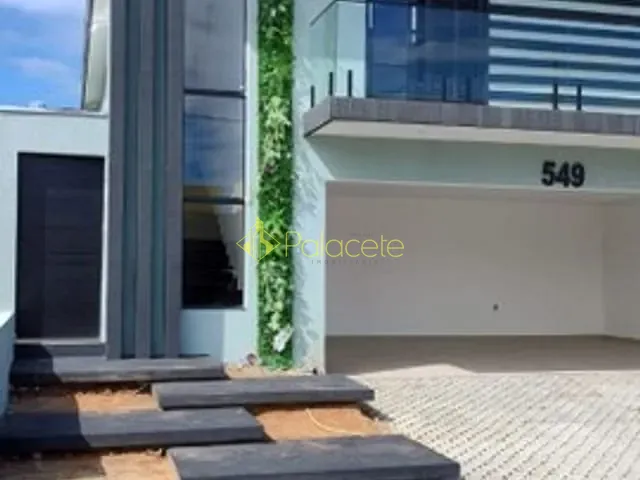Casa com 250m² 3 quartos e 3 banheiros, à venda, no bairro Caçapava Velha em Caçapava
