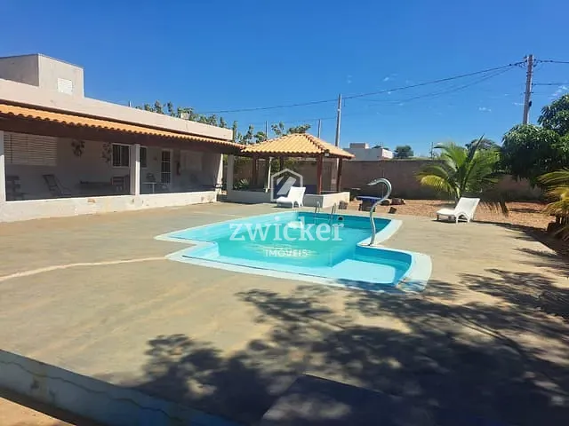 Casa com 1125m² 2 quartos e 3 banheiros, à venda, no bairro Parque Val de Palmas em Bauru
