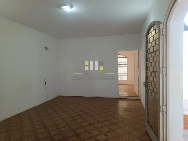 Casa com 250m² 6 quartos e 2 banheiros, à venda, no bairro Vila Miranda em Sumaré