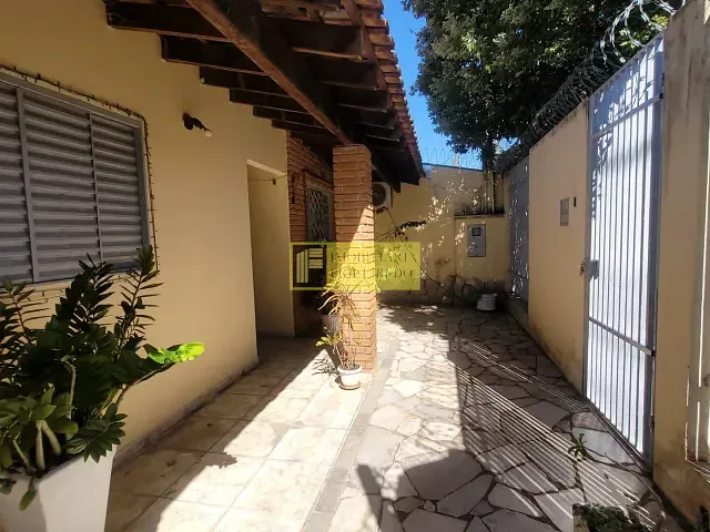 Casa 3 quartos e 1 banheiro, para alugar, no bairro Jardim Mugnaini em São José do Rio Preto