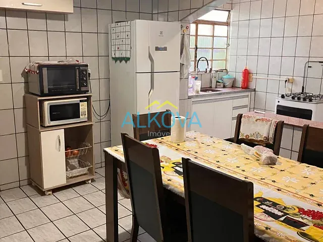 Casa com 125m² 4 quartos e 3 banheiros, à venda, no bairro Parque Novo Horizonte em São José dos Campos