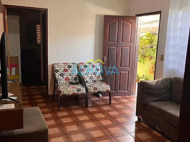 Casa com 125m² 4 quartos e 3 banheiros, à venda, no bairro Parque Novo Horizonte em São José dos Campos