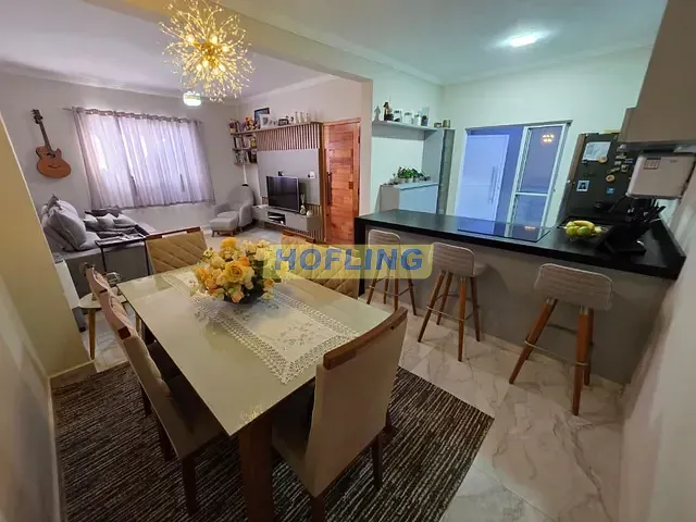 Casa com 164m² 2 quartos e 4 banheiros, à venda, no bairro Santa Cruz em Rio Claro