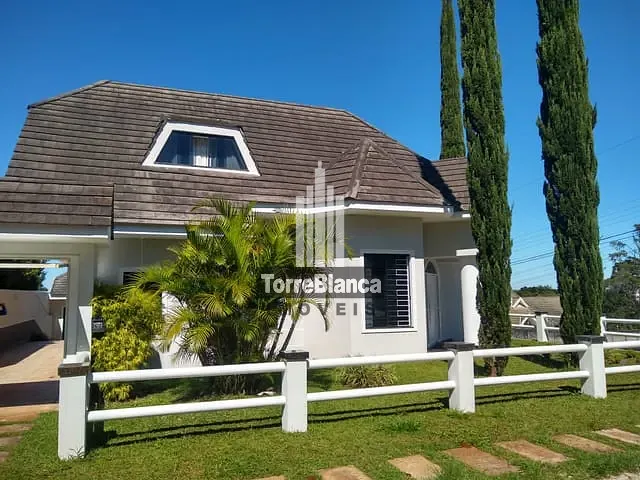 Casa com 600m² 4 quartos e 4 banheiros, à venda, no bairro Estrela em Ponta Grossa