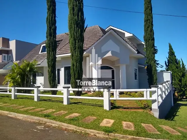 Casa com 600m² 4 quartos e 4 banheiros, à venda, no bairro Estrela em Ponta Grossa