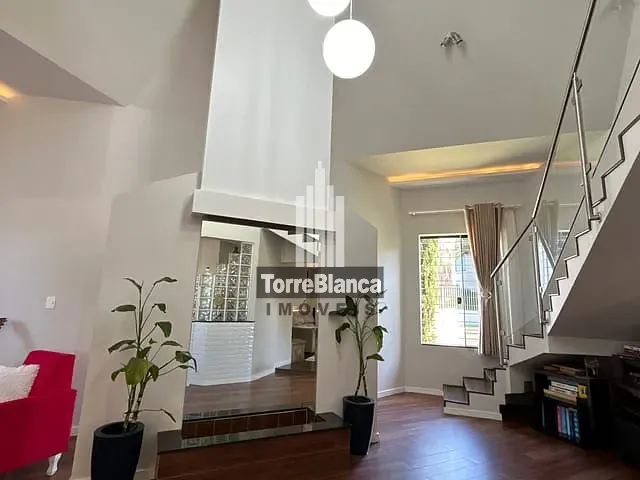 Casa com 600m² 4 quartos e 4 banheiros, à venda, no bairro Estrela em Ponta Grossa