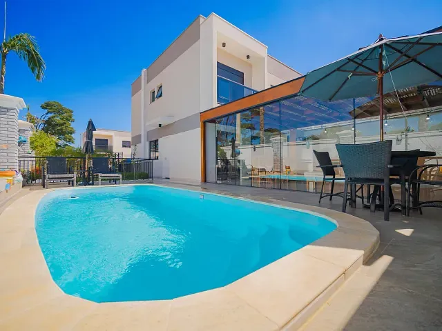 Casa com 283m² 3 quartos e 3 banheiros, à venda, no bairro Tijuco Preto em Vargem Grande Paulista