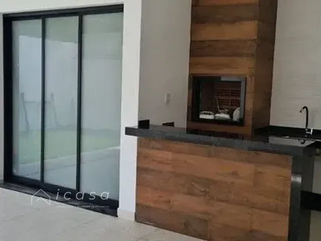 Casa com 318m² 3 quartos e 3 banheiros, à venda, no bairro Bairro dos Guedes em Tremembé