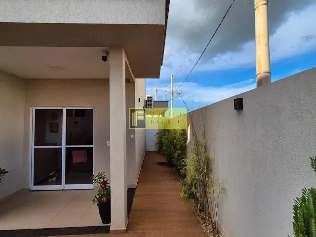 Casa com 136m² 3 quartos e 2 banheiros, à venda, no bairro Parque Lombardia em São José do Rio Preto
