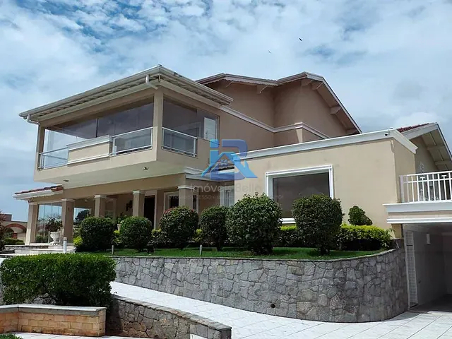 Casa 4 quartos e 3 banheiros, à venda, no bairro Ville Chamonix em Itatiba
