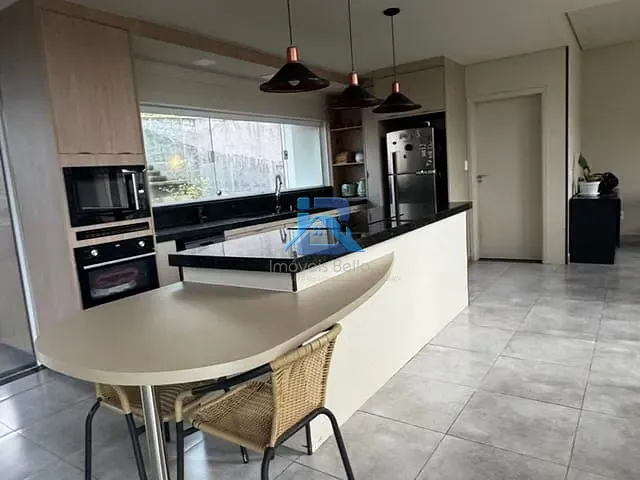 Casa 2 quartos e 3 banheiros, à venda, no bairro Condominio Residencial Villa Ravenna em Itatiba