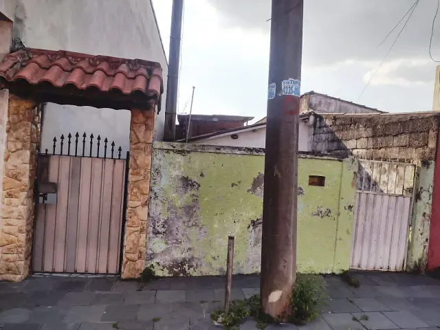 Casa 2 quartos e 1 banheiro, à venda, no bairro Jardim Vila Rica em Santo André