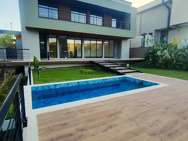 Casa com 800m² 4 quartos e 3 banheiros, à venda, no bairro Condomínio Reserva do Paratehy em São José dos Campos