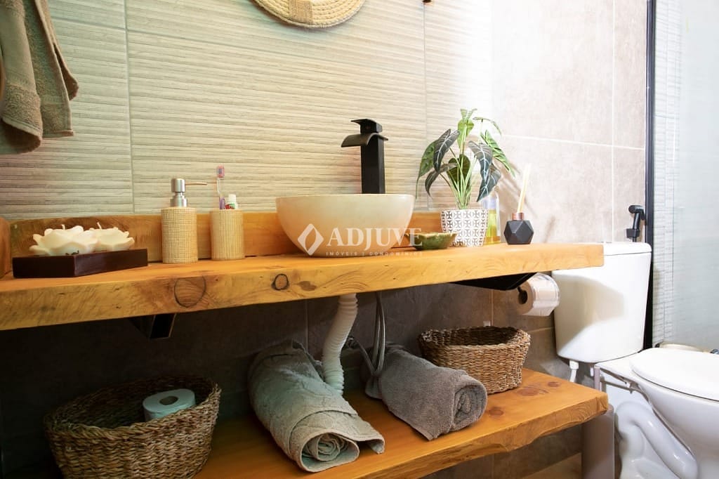 Casa à venda com 2 quartos, 150m² - Foto 22
