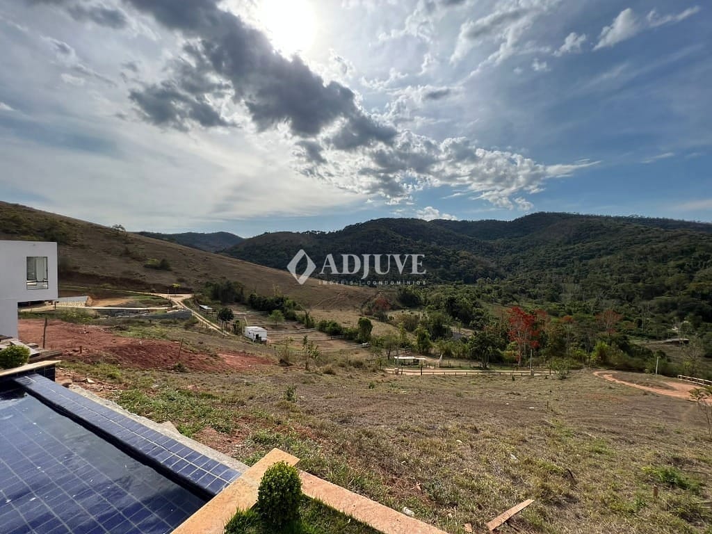 Casa à venda com 2 quartos, 150m² - Foto 5