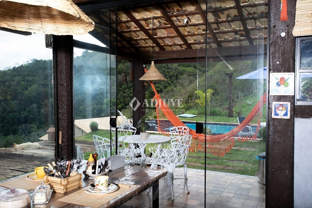 Casa à venda com 2 quartos, 150m² - Foto 7