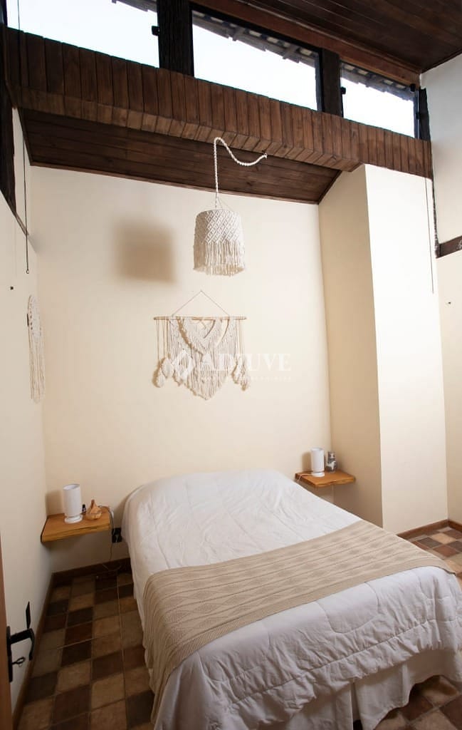Casa à venda com 2 quartos, 150m² - Foto 19