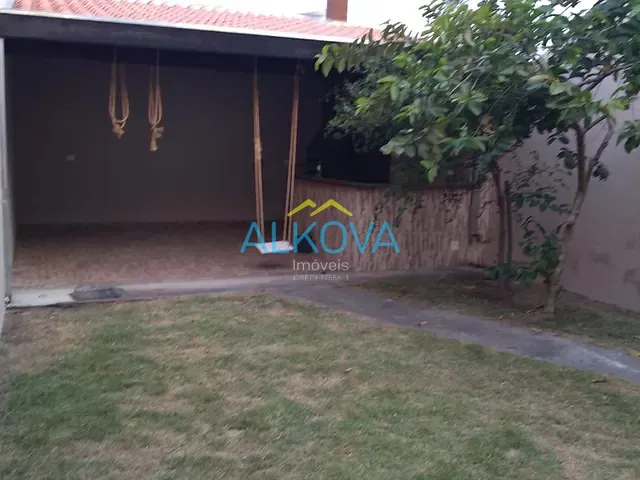 Casa com 245m² 3 quartos e 2 banheiros, para alugar, no bairro Jardim América em São José dos Campos