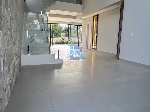 Casa com 300m² 3 quartos e 3 banheiros, à venda, no bairro São Venâncio em Itupeva