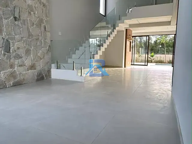 Casa com 300m² 3 quartos e 3 banheiros, à venda, no bairro São Venâncio em Itupeva