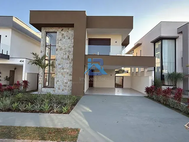 Casa com 300m² 3 quartos e 3 banheiros, à venda, no bairro São Venâncio em Itupeva