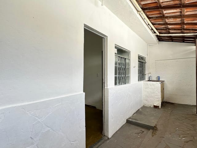 Foto do Casa - Casa com entrada coletiva para locação com 1 quarto, Piratininga (Venda Nova), Belo Horizonte, MG | Deltalar Imóveis