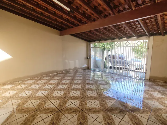 Foto do Casa - Casa para locação, Residencial Caetano, com 2 quartos, sendo 1 suíte e garagem para 2 carros. | IMOBILIARIA FIGUEIREDO