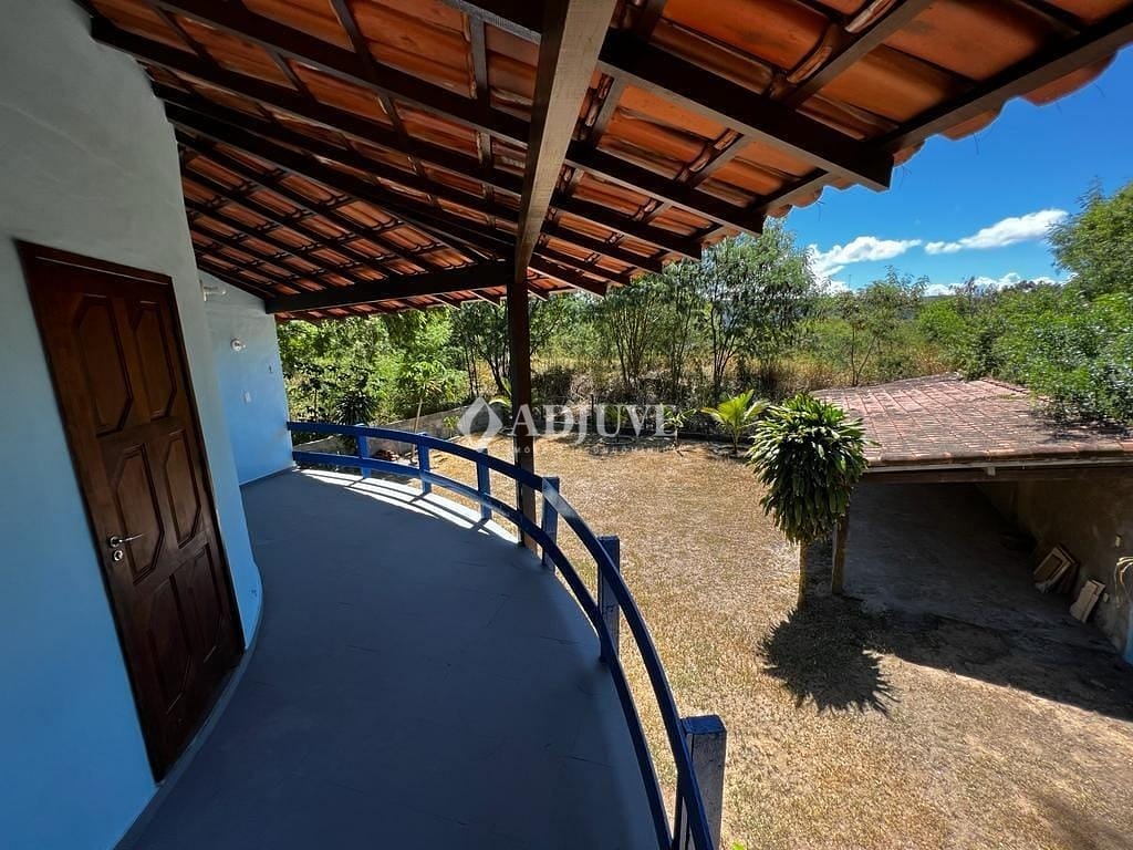 Casa à venda com 3 quartos, 105m² - Foto 10