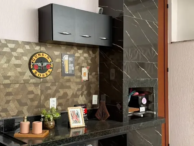 Casa 3 quartos e 2 banheiros, à venda, no bairro cidade jardim em Campos dos Goytacazes