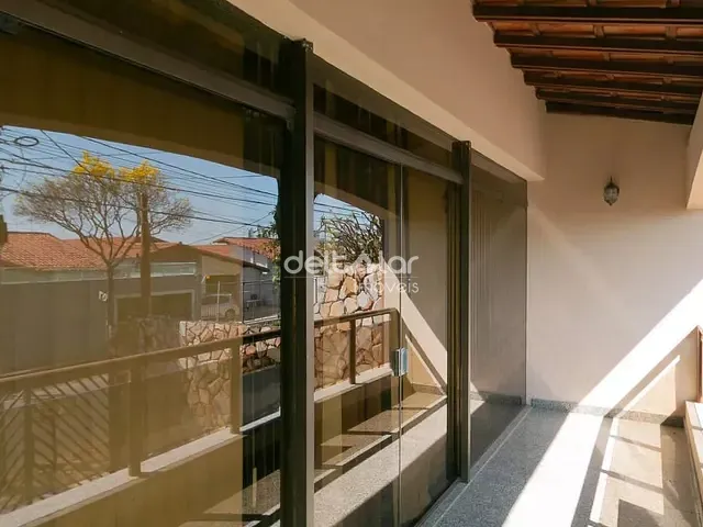 Casa com 360m² 5 quartos e 5 banheiros, para alugar, no bairro Itapoã em Belo Horizonte