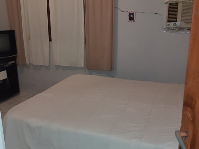 Casa 4 quartos e 2 banheiros, à venda, no bairro Conjunto Residencial Araretama em Pindamonhangaba