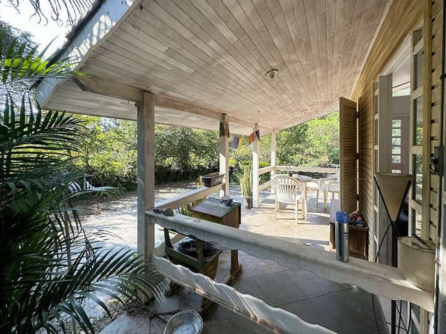 Casa com 1027m² 3 quartos e 3 banheiros, à venda, no bairro Chácara Vale do Rio Cotia em Carapicuíba