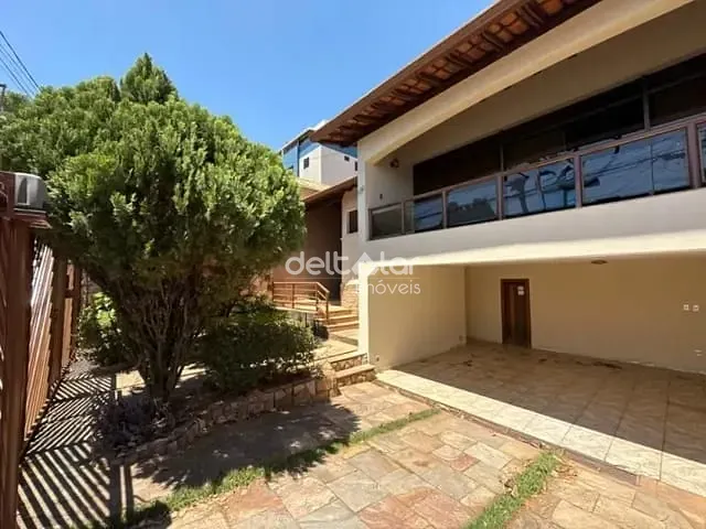 Casa com 360m² 5 quartos e 5 banheiros, à venda, no bairro Itapoã em Belo Horizonte