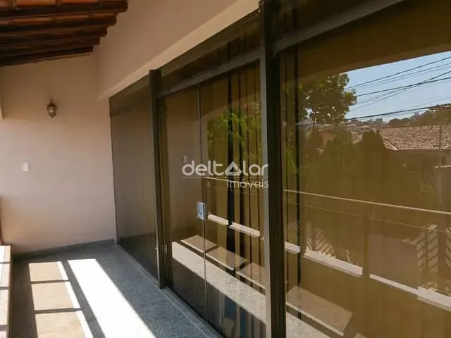 Casa com 360m² 5 quartos e 5 banheiros, à venda, no bairro Itapoã em Belo Horizonte