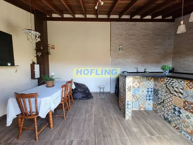 Casa com 250m² 2 quartos e 2 banheiros, à venda, no bairro Jardim Novo II em Rio Claro